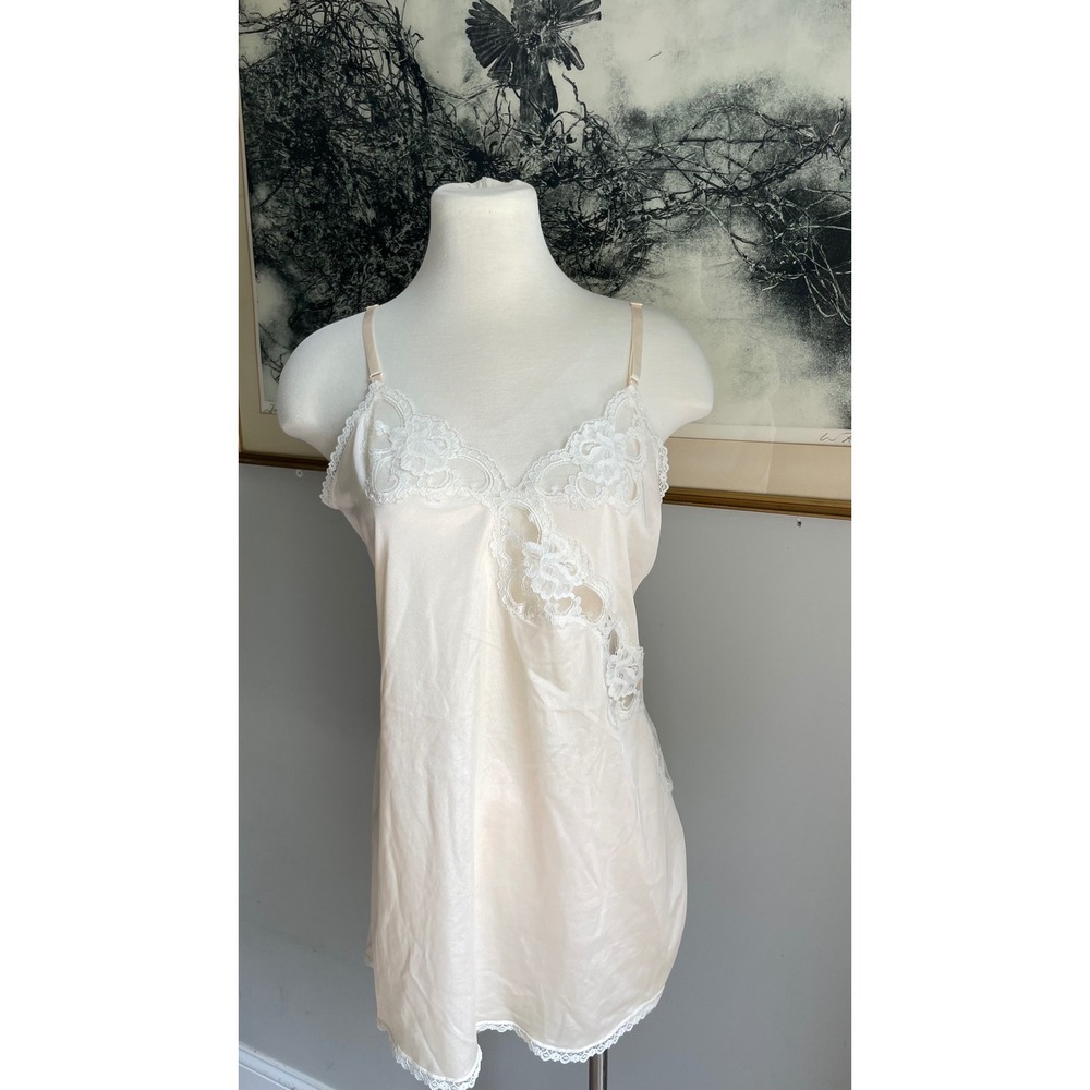 Vintage Ashley Taylor Lace Trim Chemise Slip Antron III Nylon Cream Size 34 B